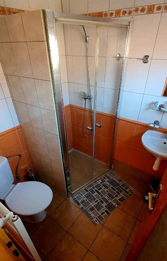 Katerina Restaurant A Penzion Rozvadov Luaran gambar